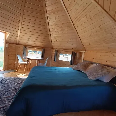 Les Du Grand Nord Bed & Breakfast *