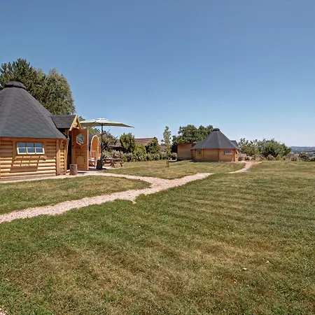 Les Du Grand Nord Bed and Breakfast 3*